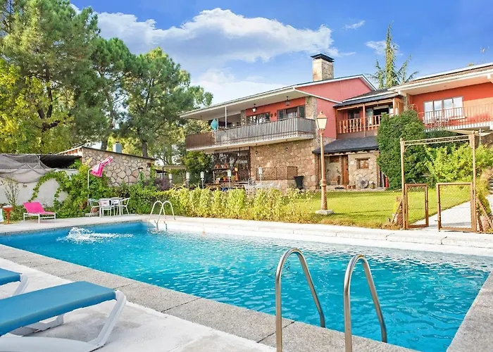 Rural Apartment With Shared Garden Pool And Spa